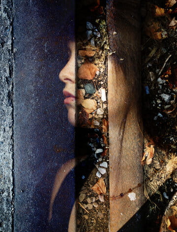 « L'effrontée » photographisme de la série Mathilde © Julien Richetti, 2014 (impression format portrait 3:4 sur dibond)